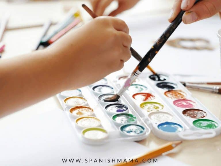 Preschool Spanish Lesson 6: Los colores