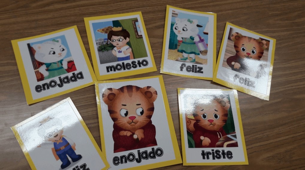 Spanish flashcards with preschoolers