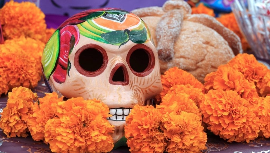 KUOW - The difference between Día de los Muertos and Halloween