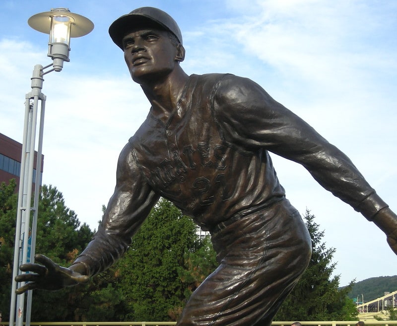 Roberto Clemente Quotes, Life Story, and Resources