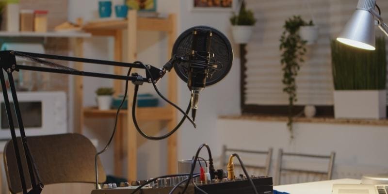 8 Spanish Teaching Podcasts for 2022