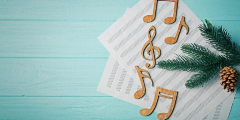 5 Non-Religious Spanish Christmas Songs