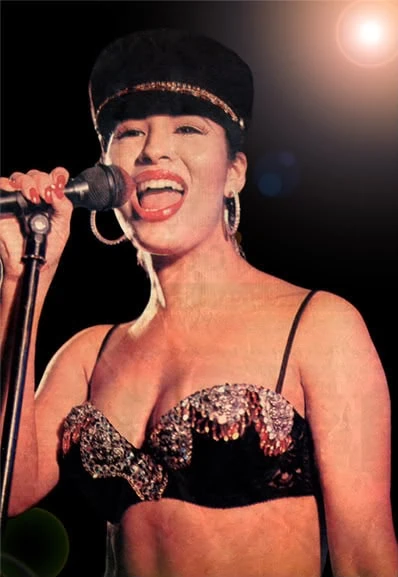 biography of selena quintanilla in english